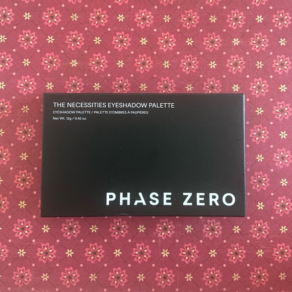 Phase Zero The Necessities Eyeshadow Palette - Picture 5 of 6